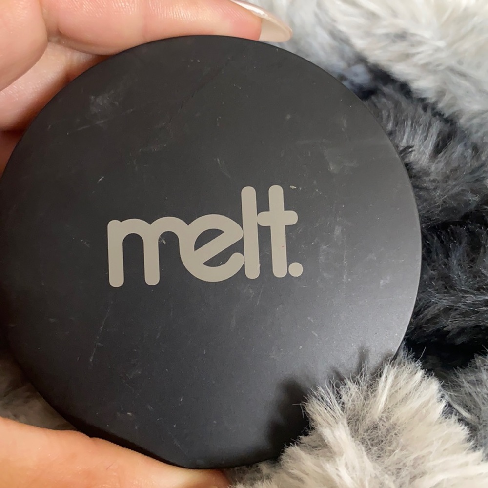 Melt Cosmetics Illuminacion highlighter